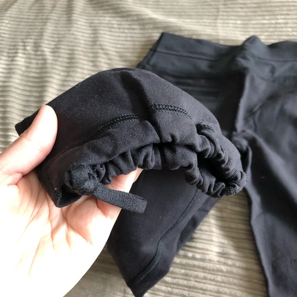 LULULEMON CROPPED YOGA PANTS - Picture 7 of 7